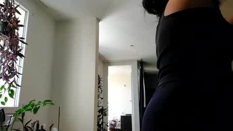 Snapshot of loolaunshaved chatting on July 20, 1:46 pm loolaunshaved online show from July 20, 1:46 pm