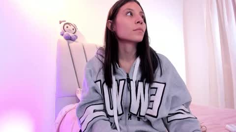 Loly online show from December 2, 3:29 pm