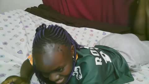 Snapshot of lora_amor chatting on November 23, 9:09 am lora_amor online show from November 23, 9:09 am