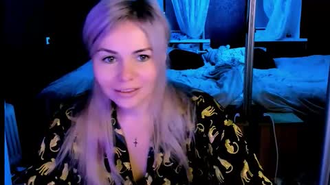 Lora online show from October 17, 2:26 am