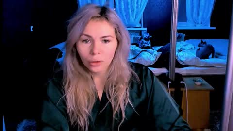 Lora online show from November 7, 2:44 am