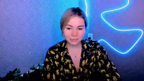 Lora online show from January 8, 2:58 am