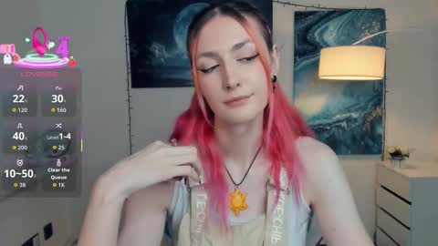 Snapshot of loradimmick chatting on October 23, 10:47 am Lora online show from October 23, 10:47 am