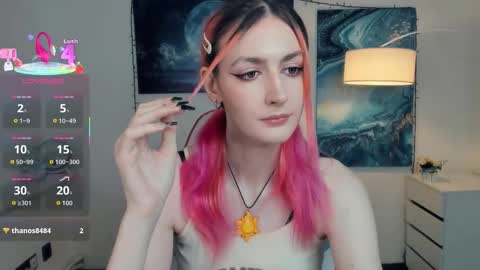 Snapshot of loradimmick chatting on October 25, 11:51 am Lora online show from October 25, 11:51 am