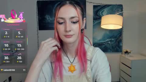 Snapshot of loradimmick chatting on October 26, 11:27 am Lora online show from October 26, 11:27 am