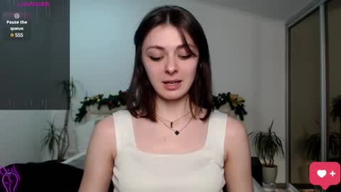 Lora online show from January 8, 1:09 pm