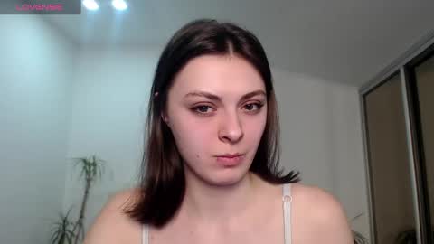 Lora online show from January 27, 2:24 pm