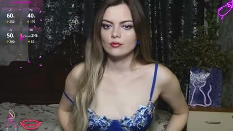 Alina online show from December 3, 9:35 pm