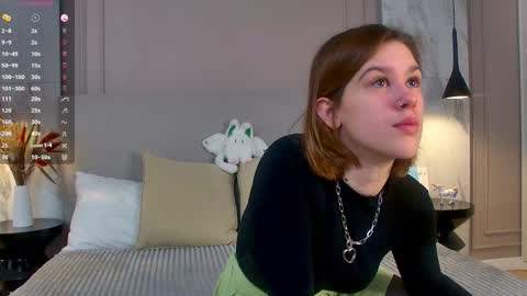 Snapshot of lorapuffs chatting on November 4, 4:28 pm Lora online show from November 4, 4:28 pm