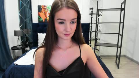 Ur sensual Lora online show from May 11, 7:47 am