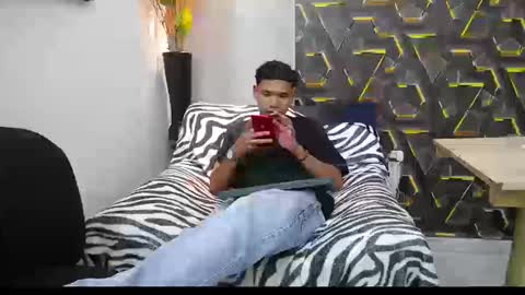 jamess online show from September 9, 6:07 pm