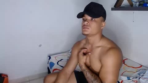 Dominic online show from November 11, 7:03 pm