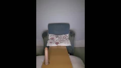 kh4ls3 online show from February 14, 2:47 pm