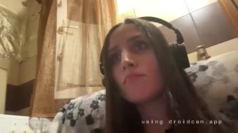 Snapshot of lore28love chatting on March 1, 9:06 pm lore28love online show from March 1, 9:06 pm