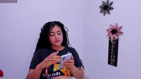 lore_rey online show from November 10, 1:15 am