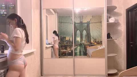 Snapshot of loreeluben chatting on November 11, 12:27 pm Olivia online show from November 11, 12:27 pm