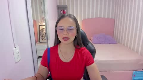 lorelaigiven online show from February 11, 12:21 pm