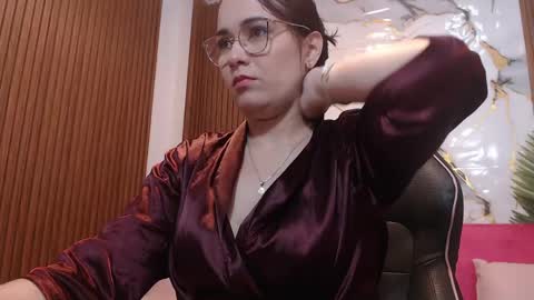 Loren online show from May 5, 2:41 am