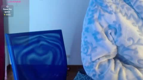 lorena494103 online show from October 31, 7:48 pm