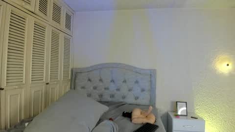 Loren Allen  online show from February 17, 6:31 am