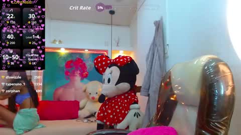 Snapshot of lorenapinto_ chatting on October 14, 11:38 pm lore online show from October 14, 11:38 pm