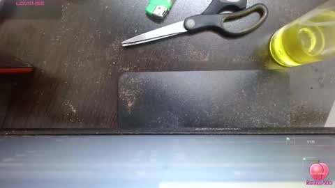 Snapshot of lorenapinto_ chatting on October 19, 2:56 am lore online show from October 19, 2:56 am