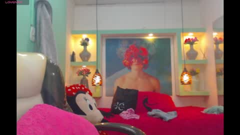 lore online show from April 18, 4:05 am