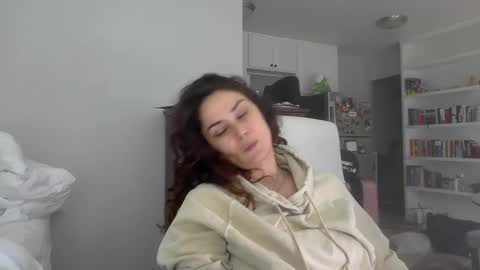 lorenlovely online show from October 7, 8:50 pm