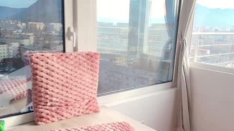 Amelia online show from February 12, 7:14 am