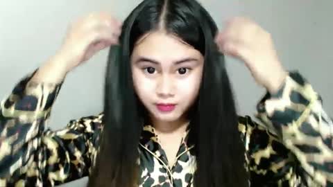 Snapshot of lorenpage_love chatting on January 4, 5:26 pm LOREN online show from January 4, 5:26 pm