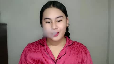 Snapshot of lorenpage_love chatting on January 12, 3:46 pm LOREN online show from January 12, 3:46 pm