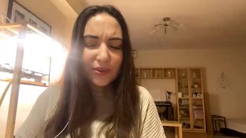 Snapshot of lorenrutty chatting on November 18, 7:13 am lorenrutty online show from November 18, 7:13 am