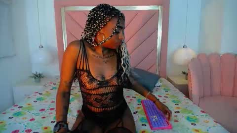 Loret Silk online show from October 7, 4:20 am