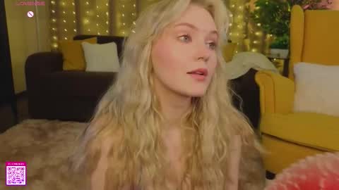 Snapshot of lorettacarnley chatting on September 13, 7:13 pm Alice online show from September 13, 7:13 pm