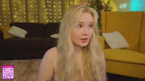 Snapshot of lorettacarnley chatting on September 14, 7:02 pm Alice online show from September 14, 7:02 pm