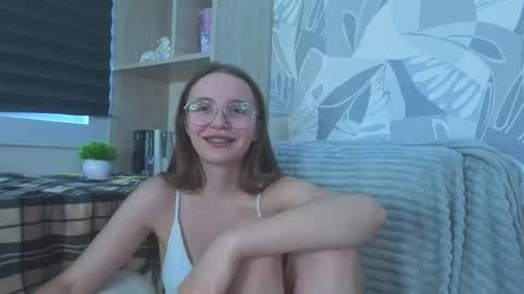 Snapshot of lorettedarsi chatting on July 5, 4:19 am lorettedarsi online show from July 5, 4:19 am