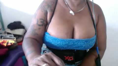 loretybighot online show from January 9, 12:30 pm