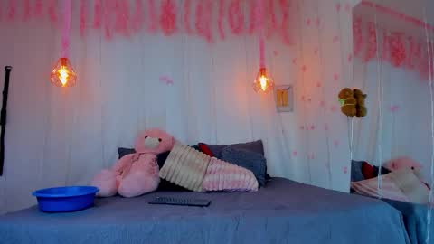 Lori Evans online show from January 9, 10:51 am