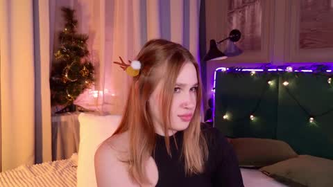 Snapshot of lori_mason chatting on December 30, 10:45 pm Lori online show from December 30, 10:45 pm