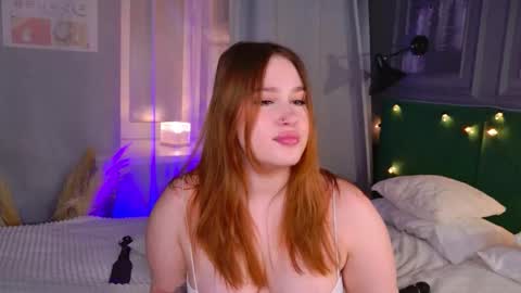 Snapshot of lori_mason chatting on October 11, 7:01 pm Lori online show from October 11, 7:01 pm