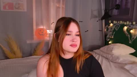 Snapshot of lori_mason chatting on October 25, 6:57 pm Lori online show from October 25, 6:57 pm