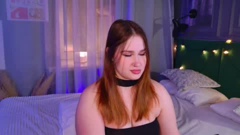 Snapshot of lori_mason chatting on November 22, 7:02 pm Lori online show from November 22, 7:02 pm