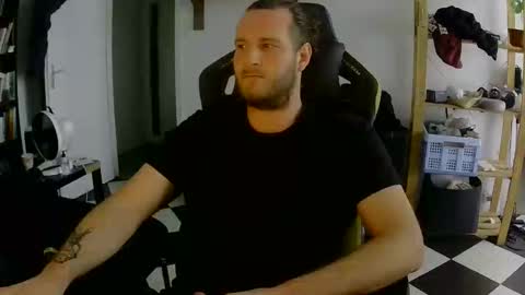 Lorigon online show from September 14, 6:34 am