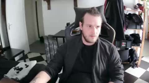 Lorigon online show from November 18, 1:48 pm