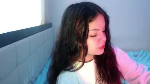 Lorna online show from December 3, 6:26 am