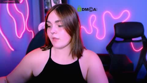 Lora for u online show from September 22, 7:49 pm