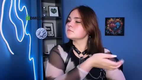 Lora for u online show from October 7, 7:22 pm