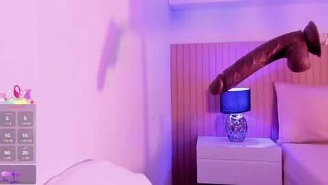 lore  online show from April 12, 7:24 am