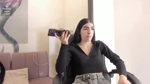 Snapshot of lorrainehunter chatting on March 2, 12:12 pm Lorraine online show from March 2, 12:12 pm