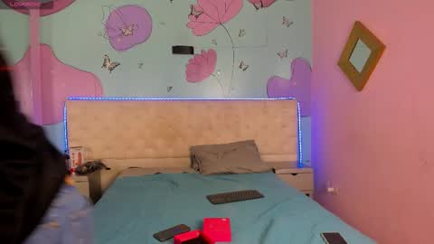 Snapshot of los_inquietos chatting on January 5, 7:39 pm Los inquietos online show from January 5, 7:39 pm